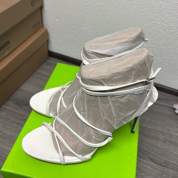 Sam Edelman Sareena White Stiletto Heel Open Toe Ankle Strap Heeled Sandals - Picture 6 of 7